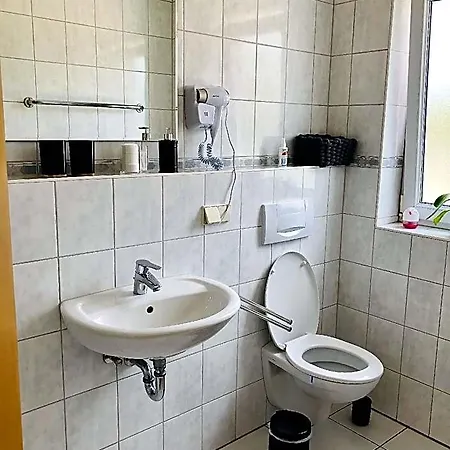 公寓 Am - Gaestezimmer Walsheim